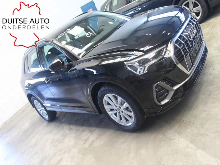 Sporthjulsuppsättning + däck från en Audi Q3 (F3B) 2.0 45 TFSI 16V Quattro 2019