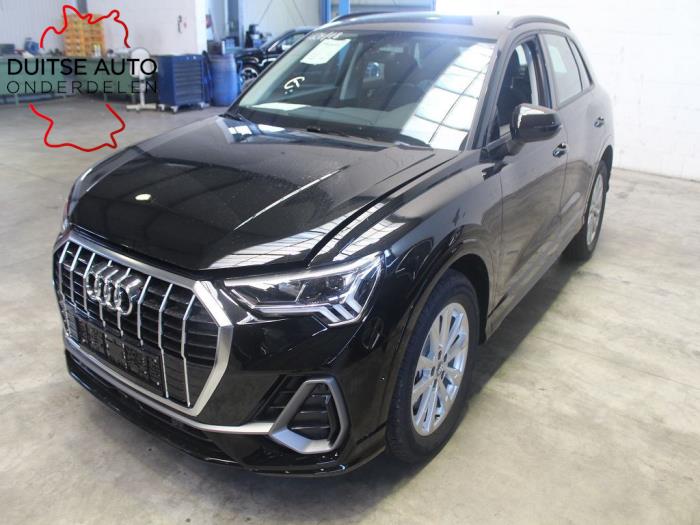 Sporthjulsuppsättning + däck från en Audi Q3 (F3B) 2.0 45 TFSI 16V Quattro 2019