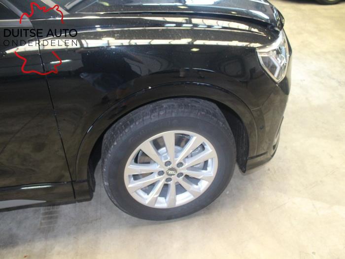 Sporthjulsuppsättning + däck från en Audi Q3 (F3B) 2.0 45 TFSI 16V Quattro 2019