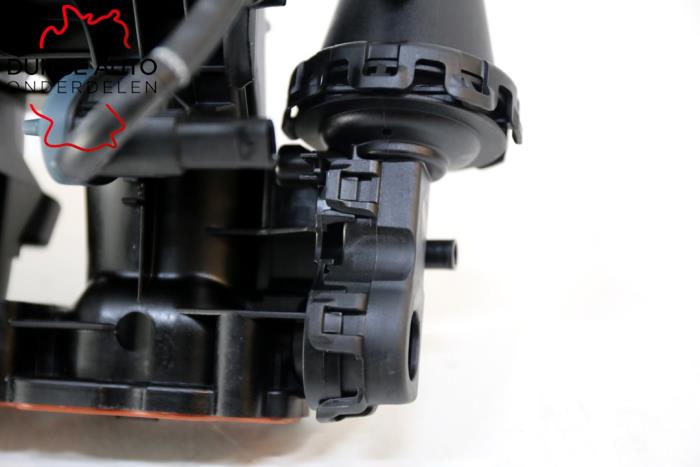 Intake manifold from a Audi SQ2 (GAB/GAG) 2.0 TFSI 16V 2019