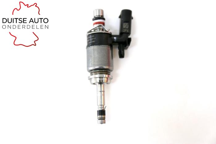 Injector (petrol injection) from a Audi A3 Sportback (8VA/8VF) 1.5 35 TFSI 16V 2019
