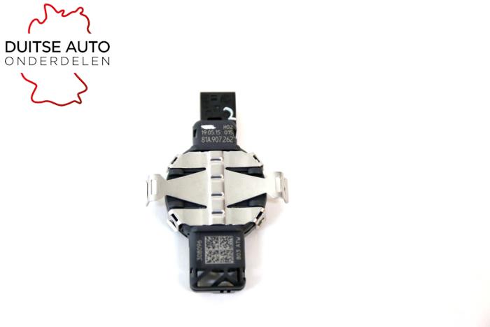 Begagnade Regnsensor Audi Q2 (GAB/GAG) 1.4 TFSI 16V Quattro Pris € 20,00 Inklusive moms erbjuds av Duitse Auto Onderdelen