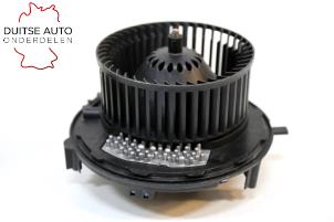 Usados Motor de ventilador de calefactor Skoda Superb (3V3) 2.0 TDI Precio € 99,99 IVA incluido ofrecido por Duitse Auto Onderdelen