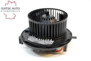 Usados Motor de ventilador de calefactor Skoda Kamiq 1.6 TDI 16V Precio € 99,99 IVA incluido ofrecido por Duitse Auto Onderdelen