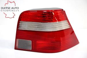 New Taillight, right Volkswagen Golf IV (1J1) 1.4 16V Price € 35,01 Inclusive VAT offered by Duitse Auto Onderdelen