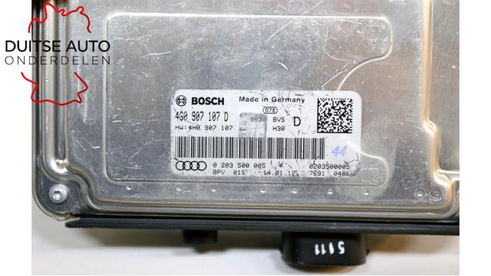 Camera module from a Audi A6 Avant (C7) 2.0 TDI 16V 2013