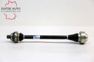 Used Drive shaft, rear left Audi A4 Avant Quattro (B9) 2.0 TDI 16V Price € 151,25 Inclusive VAT offered by Duitse Auto Onderdelen