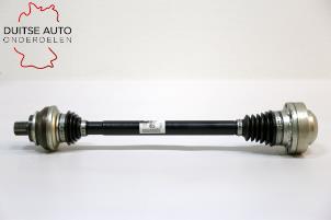 Used Drive shaft, rear left Audi A4 Quattro (B9) 2.0 TDI 16V Price € 151,25 Inclusive VAT offered by Duitse Auto Onderdelen