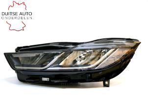 Używane Reflektor lewy Jaguar I-Pace EV400 AWD Cena € 605,00 Z VAT oferowane przez Duitse Auto Onderdelen