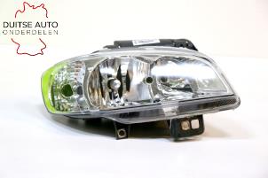 New Headlight, right Seat Ibiza II (6K1) 1.4 16V Price € 125,01 Inclusive VAT offered by Duitse Auto Onderdelen