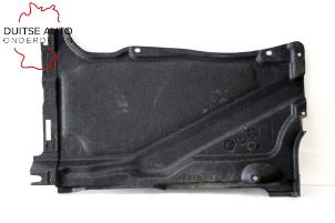 Usados Chapa protectora piso Audi A7 Sportback (4GA/4GF) 2.0 16V TFSI Quattro Precio € 75,00 IVA incluido ofrecido por Duitse Auto Onderdelen