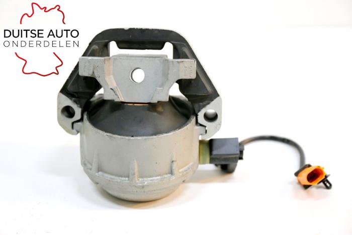 Support moteur Audi A6 (C7), 2010 / 2018 3.0 V6 24V TFSI Quattro, Berline, 4 portes, Essence, 2.995cc, 245kW (333pk), 4x4, CREC, 2014-09 / 2018-09, 4G2; 4GC (Occasion)