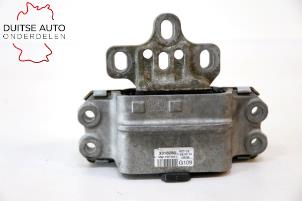 Used Gearbox mount Audi Q3 (8UB/8UG) 2.0 TDI 16V 170 Price € 60,50 Inclusive VAT offered by Duitse Auto Onderdelen
