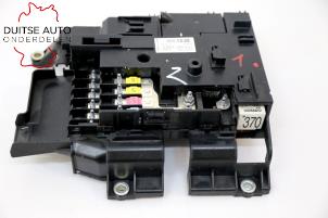 Used Fuse box Porsche Cayenne II (92A) 3.0 D V6 24V Price € 242,00 Inclusive VAT offered by Duitse Auto Onderdelen