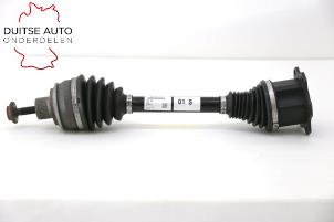 Usagé Cardan droit (transmission) Audi E-tron (GEN) 55 Prix € 225,00 Prix TTC proposé par Duitse Auto Onderdelen