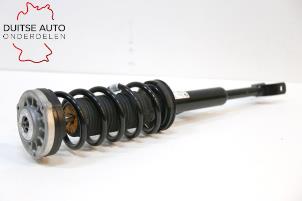 Used Fronts shock absorber, left BMW 5 serie Touring (G31) 530i 2.0 TwinPower Turbo 16V Price € 225,00 Inclusive VAT offered by Duitse Auto Onderdelen
