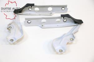 Used Bonnet Hinge Audi A6 (C7) 2.0 TDI 16V Price € 121,00 Inclusive VAT offered by Duitse Auto Onderdelen
