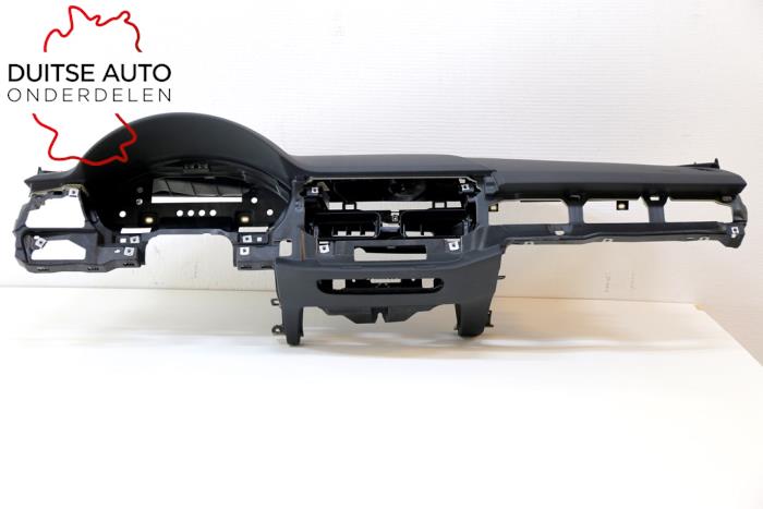 Usados Salpicadero Audi A4 Quattro (B9) 2.0 TFSI 16V Precio € 482,79 IVA incluido ofrecido por Duitse Auto Onderdelen