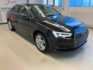 Panel z Audi A4 Quattro (B9) 2.0 TFSI 16V 2017