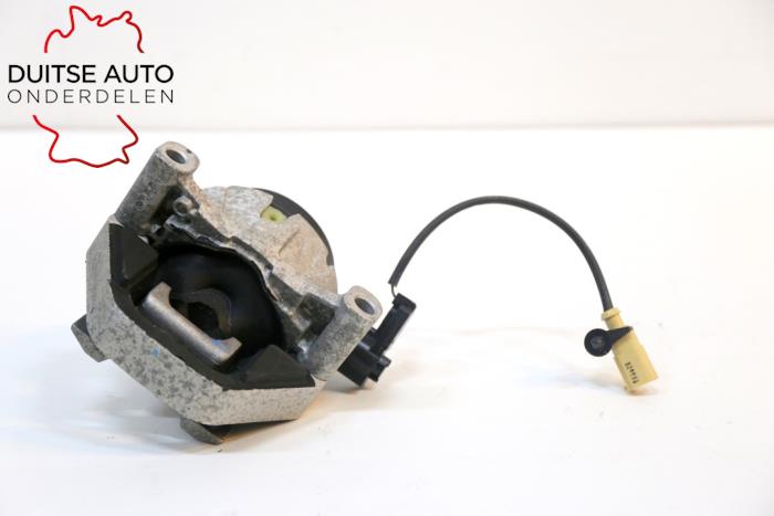 Support moteur d'un Audi A6 (C7) 2.0 TDI 16V 2017