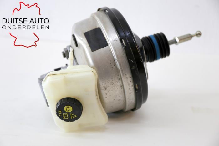 Usagé Servo frein Audi A4 Quattro (B9) 2.0 TFSI 16V Prix € 242,00 Prix TTC proposé par Duitse Auto Onderdelen