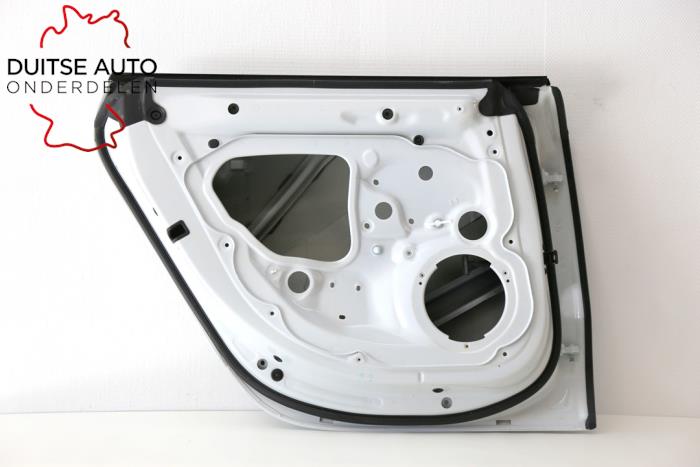 Rear door 4-door, left from a Audi RS7 Sportback (4GA/4GF) 4.0 V8 TFSI Performance 32V 2017