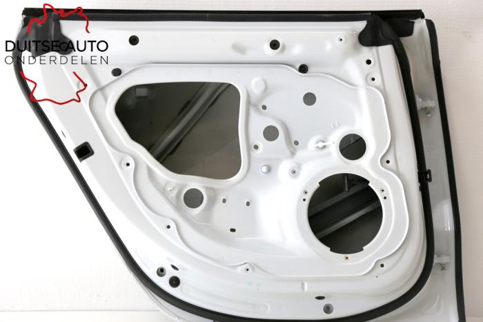 Rear door 4-door, left from a Audi RS7 Sportback (4GA/4GF) 4.0 V8 TFSI Performance 32V 2017