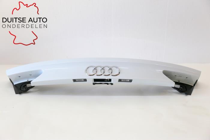 Spoiler tailgate from a Audi RS7 Sportback (4GA/4GF) 4.0 V8 TFSI Performance 32V 2017
