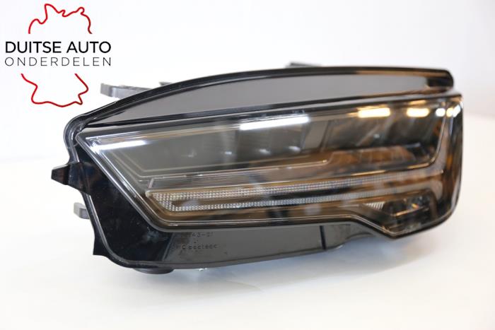 Headlight, left from a Audi RS7 Sportback (4GA/4GF) 4.0 V8 TFSI Performance 32V 2017