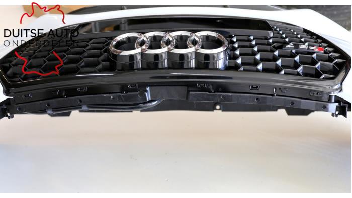 Front bumper from a Audi RS7 Sportback (4GA/4GF) 4.0 V8 TFSI Performance 32V 2017
