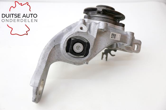 Knuckle, rear right from a Audi RS7 Sportback (4GA/4GF) 4.0 V8 TFSI Performance 32V 2017