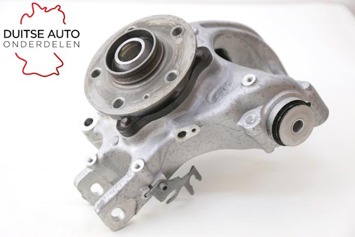 Knuckle, rear right from a Audi RS7 Sportback (4GA/4GF) 4.0 V8 TFSI Performance 32V 2017