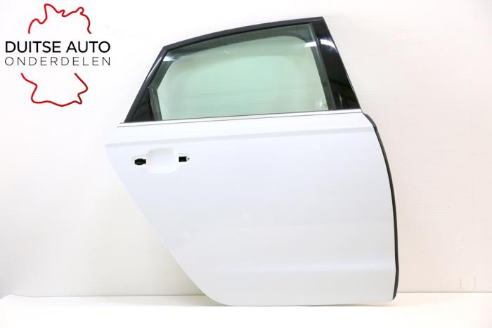 Bakdörr, 4-dörrars, höger från en Audi A6 (C7) 3.0 V6 24V TFSI Quattro 2016