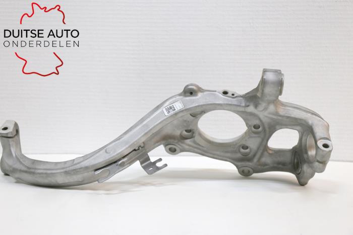 Achsschenkel links vorne van een Audi A6 (C7) 3.0 TDI V6 24V Quattro 2016