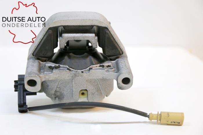 Usagé Support moteur Audi A6 (C7) 3.0 TDI V6 24V Quattro Prix € 60,50 Prix TTC proposé par Duitse Auto Onderdelen