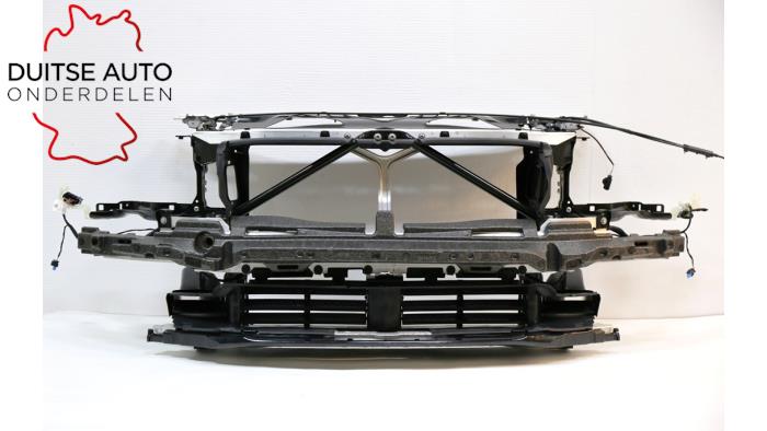 Używane Panel przedni BMW 7 serie (G11/12) 740d,Ld xDrive 24V Cena na żądanie oferowane przez Duitse Auto Onderdelen