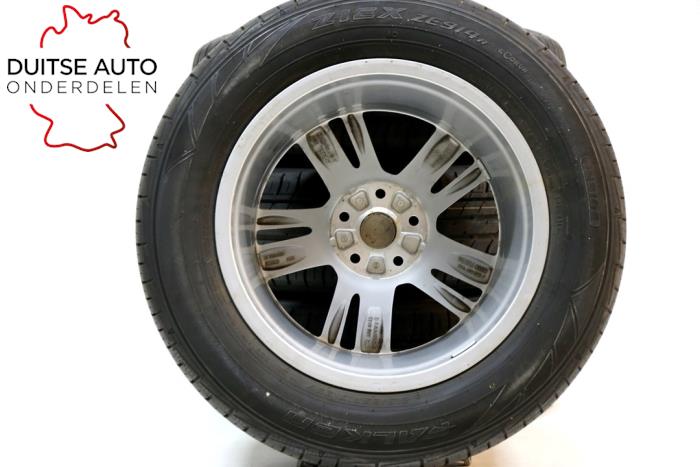 Sporthjulsuppsättning + däck från en Audi Q3 (F3B) 2.0 35 TDI 16V 2022