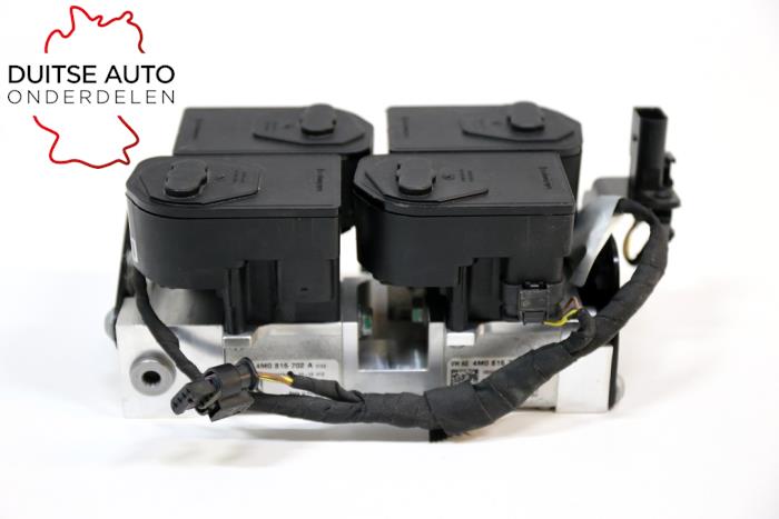 Begagnade Hydraulventilenhet Audi e-tron Sportback (GEA) S Pris € 635,25 Inklusive moms erbjuds av Duitse Auto Onderdelen