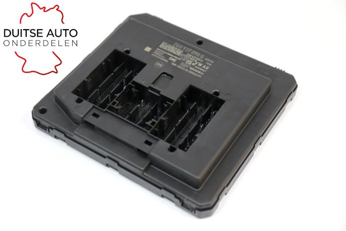 Usados Módulo electrónico central Seat Ibiza V (KJB) 1.0 TSI 12V Precio € 199,65 IVA incluido ofrecido por Duitse Auto Onderdelen