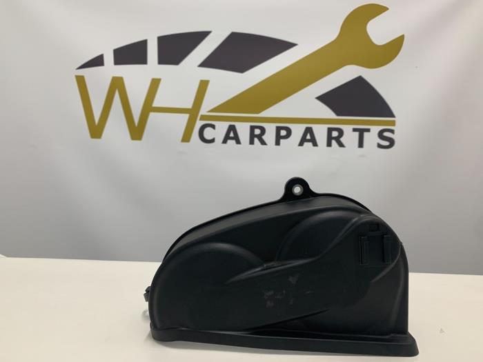 Neue Kettenkasten Deckel Volkswagen Golf VII (AUA) 1.2 TSI 16V Preis € 12,10 Mit Mehrwertsteuer angeboten von WH Carparts