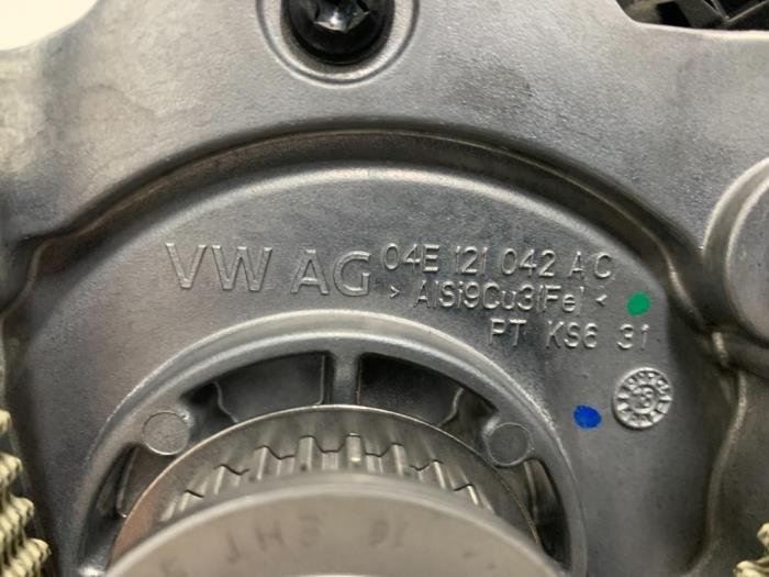 Bomba de agua de un Audi Q3 (8UB/8UG) 1.4 TFSI 16V 2018