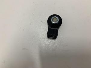 Klopfsensor van een BMW 3 serie (F30) 330i 2.0 16V 2018