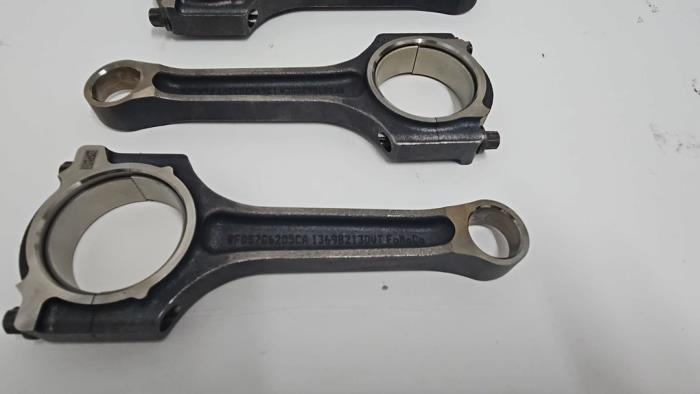 Bielle Ford Focus 3, 2011 / 2020 1.5 EcoBoost 16V 150, Berline, 4 portes, Essence, 1.498cc, 110kW (150pk), FWD, M8DA, 2014-09 / 2020-02 (Occasion)
