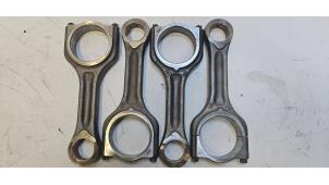 Used Connecting rod Ford Fiesta 7 1.5 TDCi 85 Price € 145,20 Inclusive VAT offered by WH Carparts