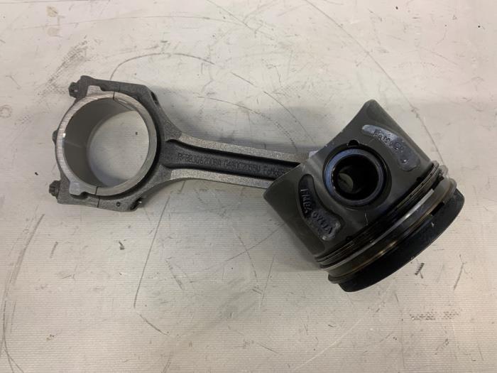 Piston from a Ford Ranger 3.2 TDCI 20V 4x4 2015