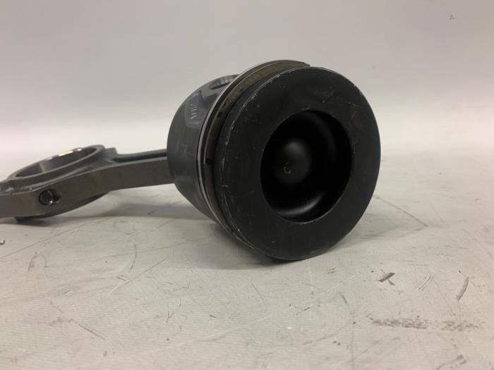 Piston from a Ford Ranger 3.2 TDCI 20V 4x4 2015