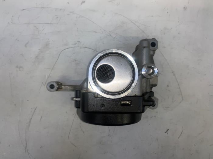Ölpumpe van een Ford C-Max (DXA) 1.0 Ti-VCT EcoBoost 12V 125 2019