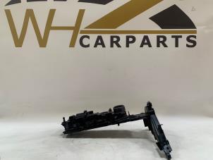 Used Rocker cover Ford Transit Connect (PJ2) 1.6 TDCi 16V 95 Price € 24,20 Inclusive VAT offered by WH Carparts