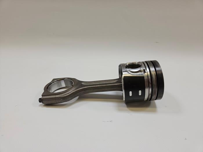 Used Piston Ford Fiesta 7 1.5 TDCi 85 Price € 42,35 Inclusive VAT offered by WH Carparts