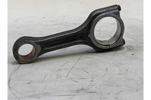 Pleuelstange van een Ford Fiesta 7 1.5 TDCi 85 2020